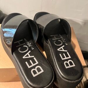 Beach by Matisse Black Slide Sandals